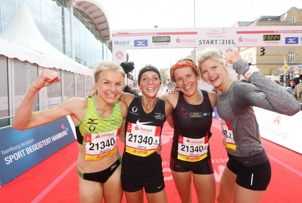 Marathon: Hamburg Marathon 2016, Agata Strauser, Jana Sussmann, Maya Rehberg, Tabea Themann *** Local Caption *** +++ www.hoch-zwei.net +++ copyright: HOCH ZWEI / Malte Christians +++