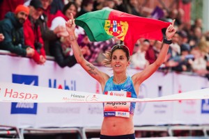 Marathon: Hamburg Marathon 2017, Jessica Augusto, *** Local Caption *** +++ www.hoch-zwei.net +++ copyright: HOCH ZWEI / Malte Christians +++